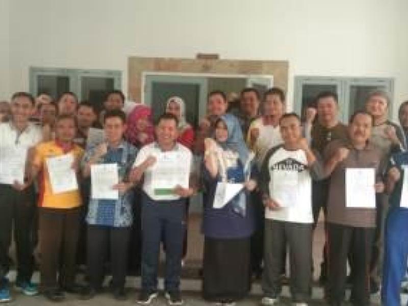 32 Pejabat Eselon Lingkup Dinas Pertanian Tandatangani Perjanjian Kinerja 