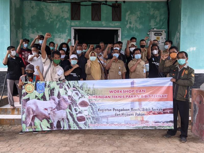 Berita Lintas Bidang // Terima Bantuan Sapi, Peternak di Empat Kabupaten diberikan Bimtek