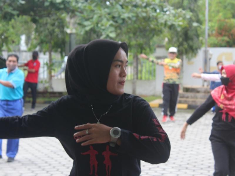 Jaga Kebugaran, ASN dan PHL Dinas Pertanian Babel Ikuti Senam Pagi