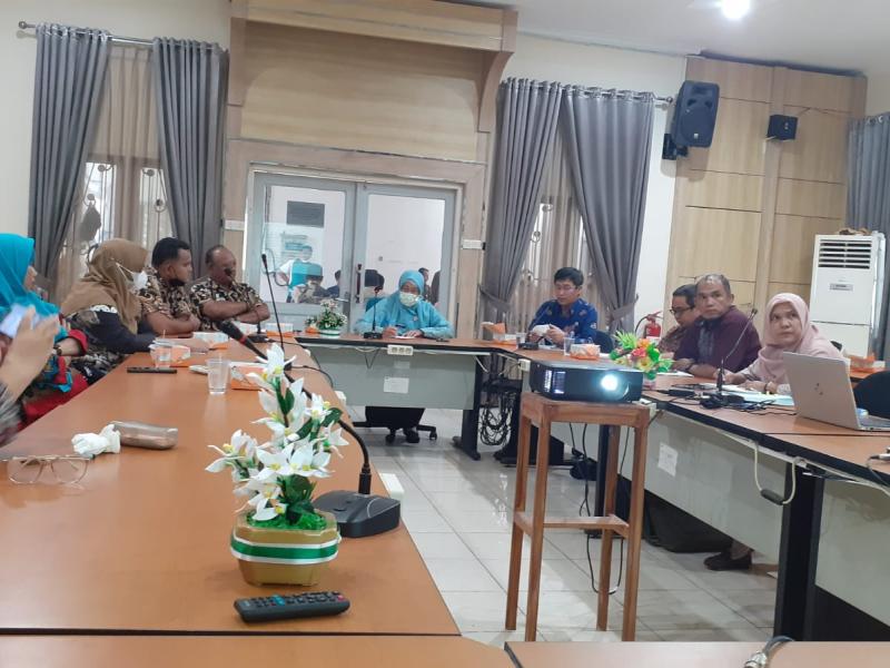 Dinas Pertanian Babel dan Perum Bulog Bahas Rencana Penyediaan Beras Bagi ASN