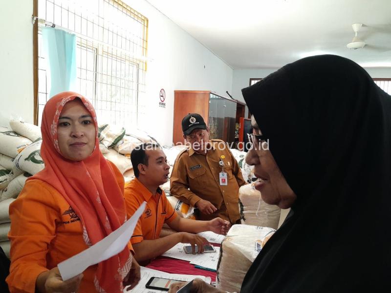 Distribusi Beras Bantuan Ditargetkan Kelar Sebelum Lebaran 