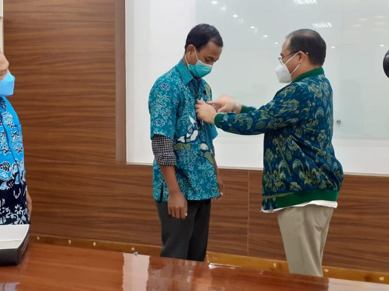 Gubernur Erzaldi dan Kepala Dinas Pertanian Babel Lepas Petani Selan Magang ke Jepang 