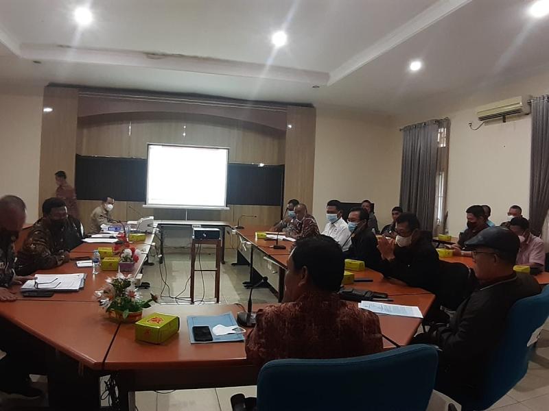 Harga TBS Kelapa Sawit di atas Tiga Ribu Rupiah per Kilogram