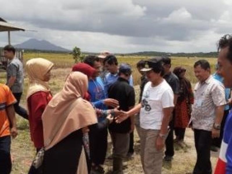 Wagub Abdul Fatah Janji Percepat Normalisasi Irigasi di Desa Tuik